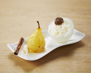 Poires aux épices & granité de poire aux marrons glacés Poires aux épices & granité de poire aux marrons glacés