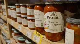 674-biocoop-marseille-la-joliette-magasin-bio-bocaux-plat-cuisine-prix-engage.webp