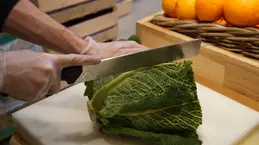 674-biocoop-marseille-la-joliette-magasin-bio-chou-vert-traiteur-plat.webp