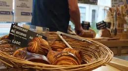 674-biocoop-marseille-la-joliette-magasin-bio-vienoiserie-pain-boulangerie.webp
